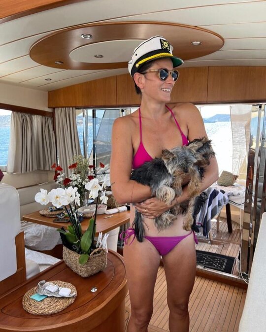 #captainyorkie #sake #tequila #ontour
  @oliviaarnaud