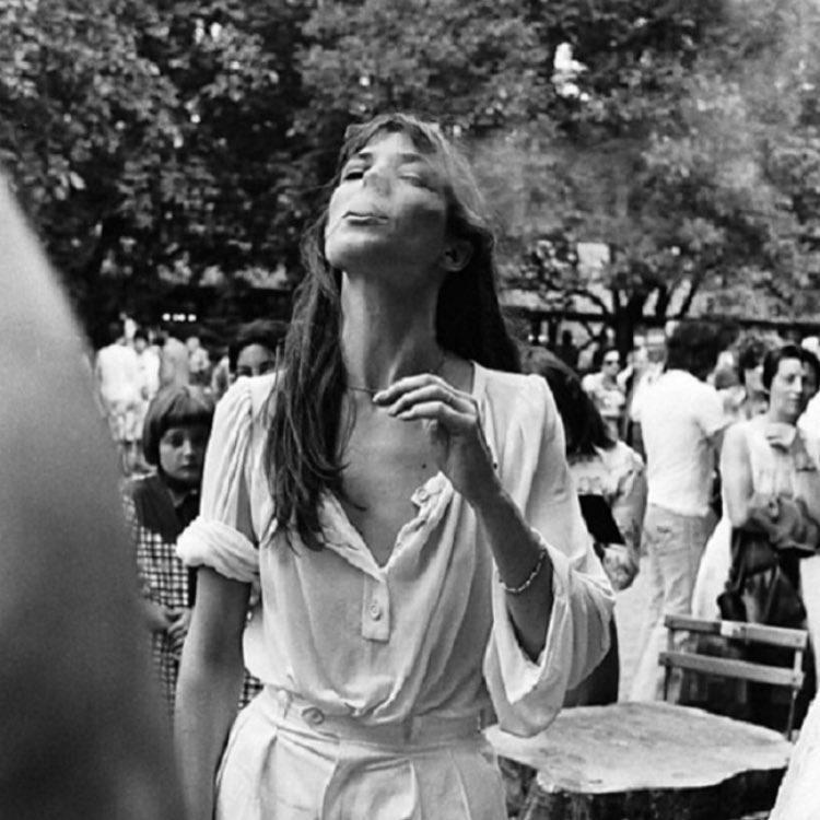 Mood #etjefume #sunday #janebirkin #icon #dayoff #-1 #preparation #holidays #arecoming @oliviaarnaud