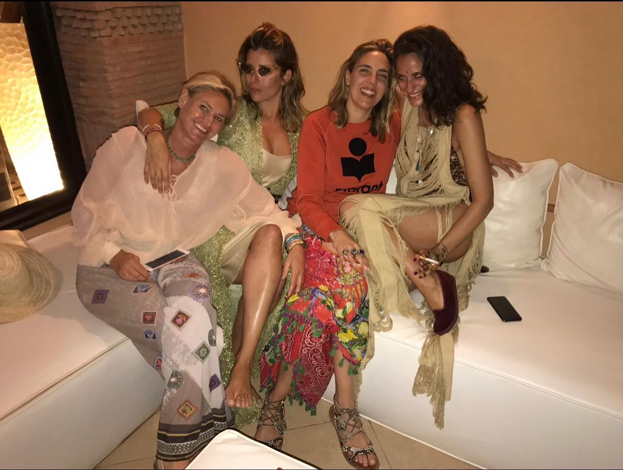 Happppppppy Alex 🫀🫀
#etoile #frommarrakechwithlove #rockthekasbah @alexia.ibiza
 @bubififi69 @alexia.ibiza @cami.arnaud  @oliviaarnaud