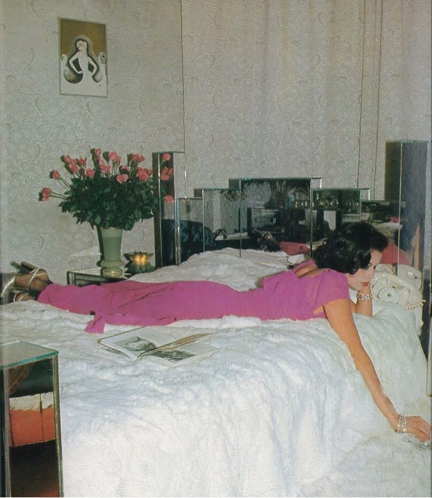 It’a wrap #endofshoot #shootday3 #itsawrap #goodnight #biancajagger @oliviaarnaud