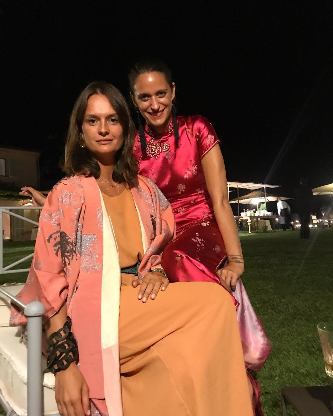 Japonoise / Chinaise #valenico #loveisallyouneed #2weeksago #congratulations #opium @chiarafederici @oliviaarnaud