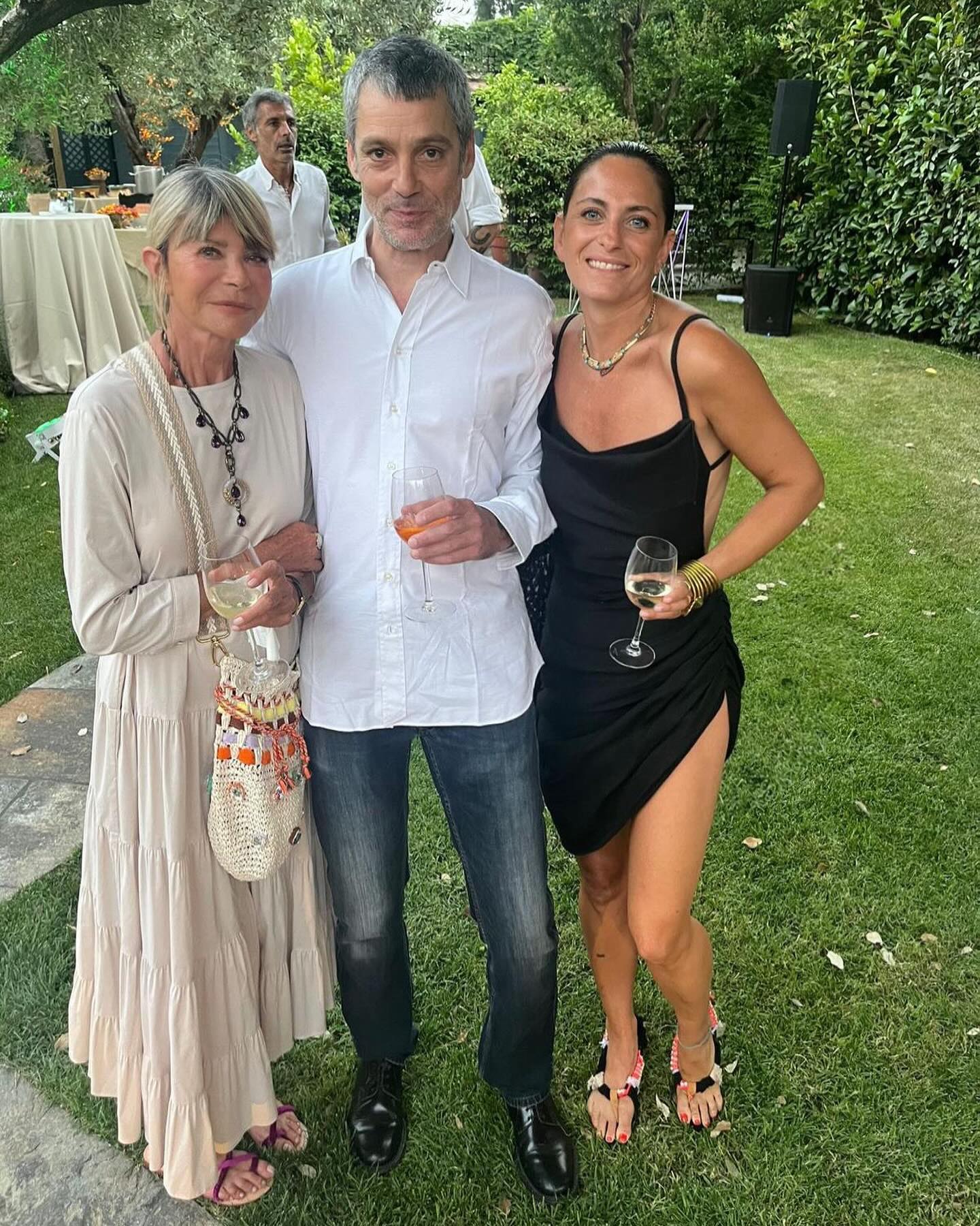 #stefiemario
#loveisintheair
#familyfirst
@mahautarnaud
@renatoroncagli
 @mahautarnaud @renatoroncagli  @oliviaarnaud