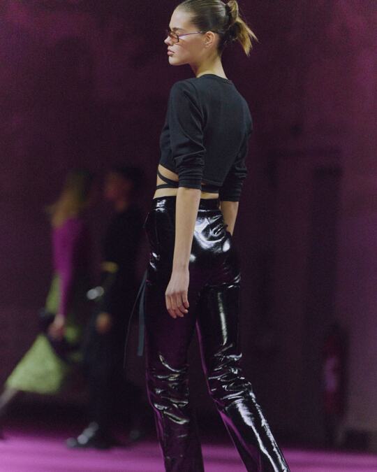 An industrial venue with dimmed lights, a cherry carpet, a digital clock spinning out of control jumping back and forward to dates representing inspiration for the collection: The GESTUZ AW22 show is digital this season, drawing its inspiration from 1990s fashion shows and travelling back in time to the powerful women and the style of the late 80&rsquo;s and 90&rsquo;s.
⠀⠀⠀⠀⠀⠀⠀⠀⠀
WATCH THE AW22 SHOW 01.02.22 12PM
#GESTUZ #thetimetraveller @jannickboerlum @olicoool  @olicoool