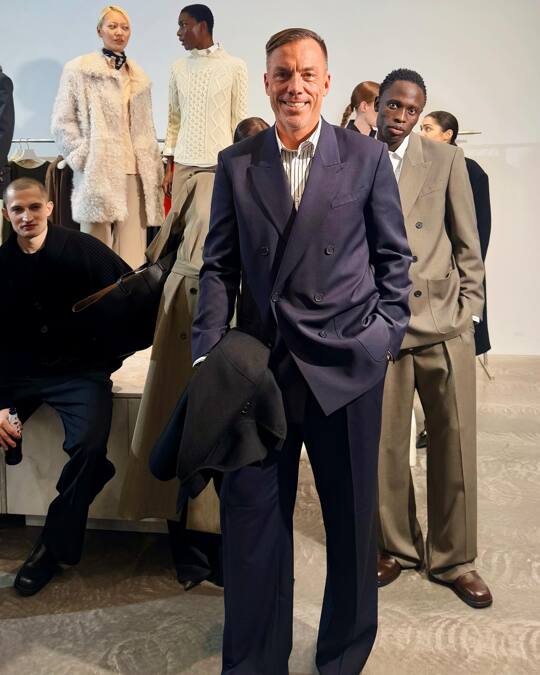 Copenhagen.❤️
The fourth fashion week stop for me during an intense, fun and inspiring January. Swipe for some favorite snapshots. ➡️🇩🇰✨
@filippa_k
@louisianamuseum
@cmmn_swdn
@jlindebergofficial
@bernerkuhl
@unocopenhagen
@doxarun
@ceciliethorsmark
@andersenmaillard
@zalando
@moon_intl
@frederikbillebrahe
@cphfw
!Copenhagen, Denmark! @olicoool