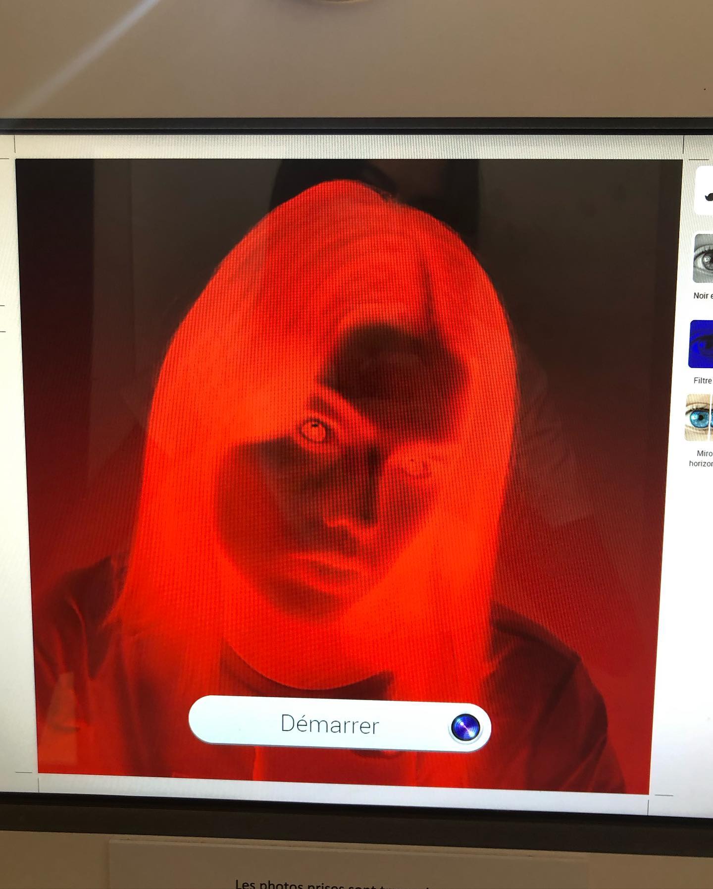 🩸👽❤️🔥

!Paris, France!  @olicoool