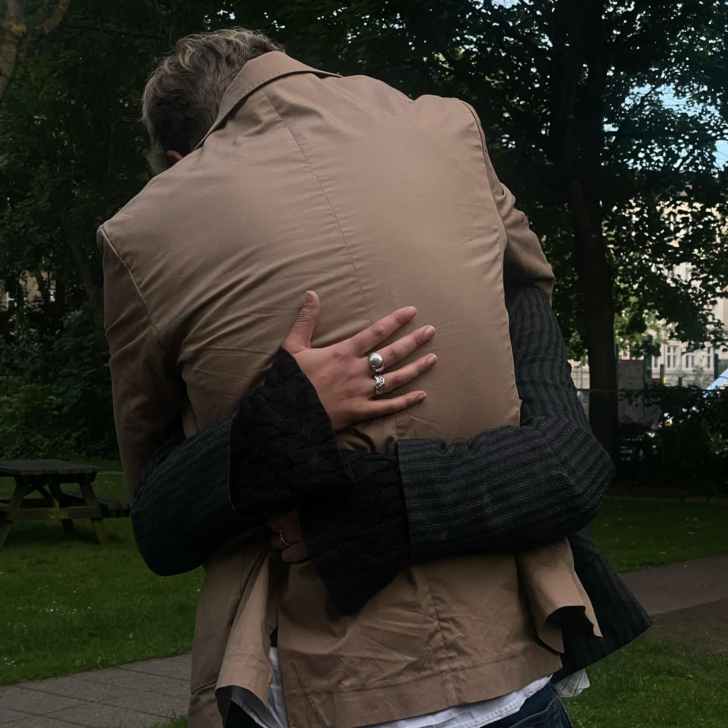 Det var så det :) :(

🤍

!Det Kongelige Akademi!  @olicoool