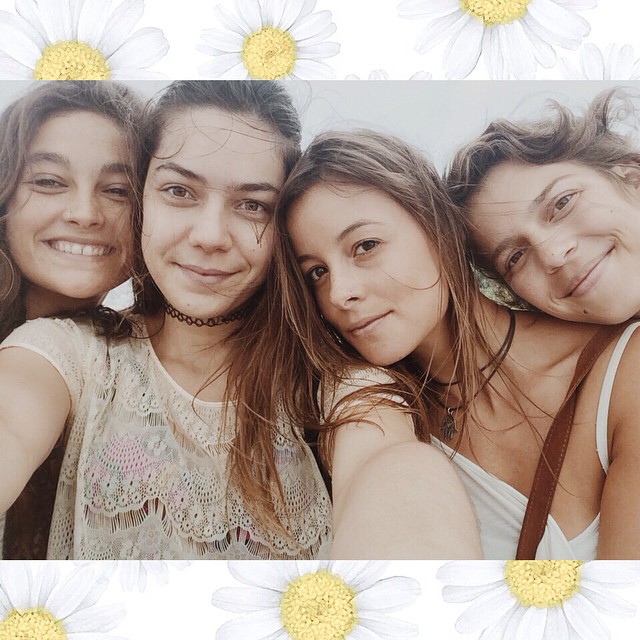 Explosão de flores e de amor 
#repost da @maclapessoa c/c @lolaemarias @thais_yoga em #santateresa, #rio #cidademaravilhosa @olivianachle