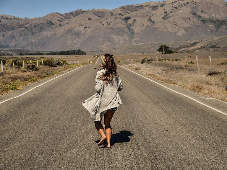 free road to chase your dreams (or: woke up today thinking about Cali and this amazing roadtrip)
.
•••
.
estrada aberta pra tu correr atrás dos teus sonhos (ou: acordei pensando nessa trip foda pela Califórnia) 📷: @_thais_tavares_ @olivianachle