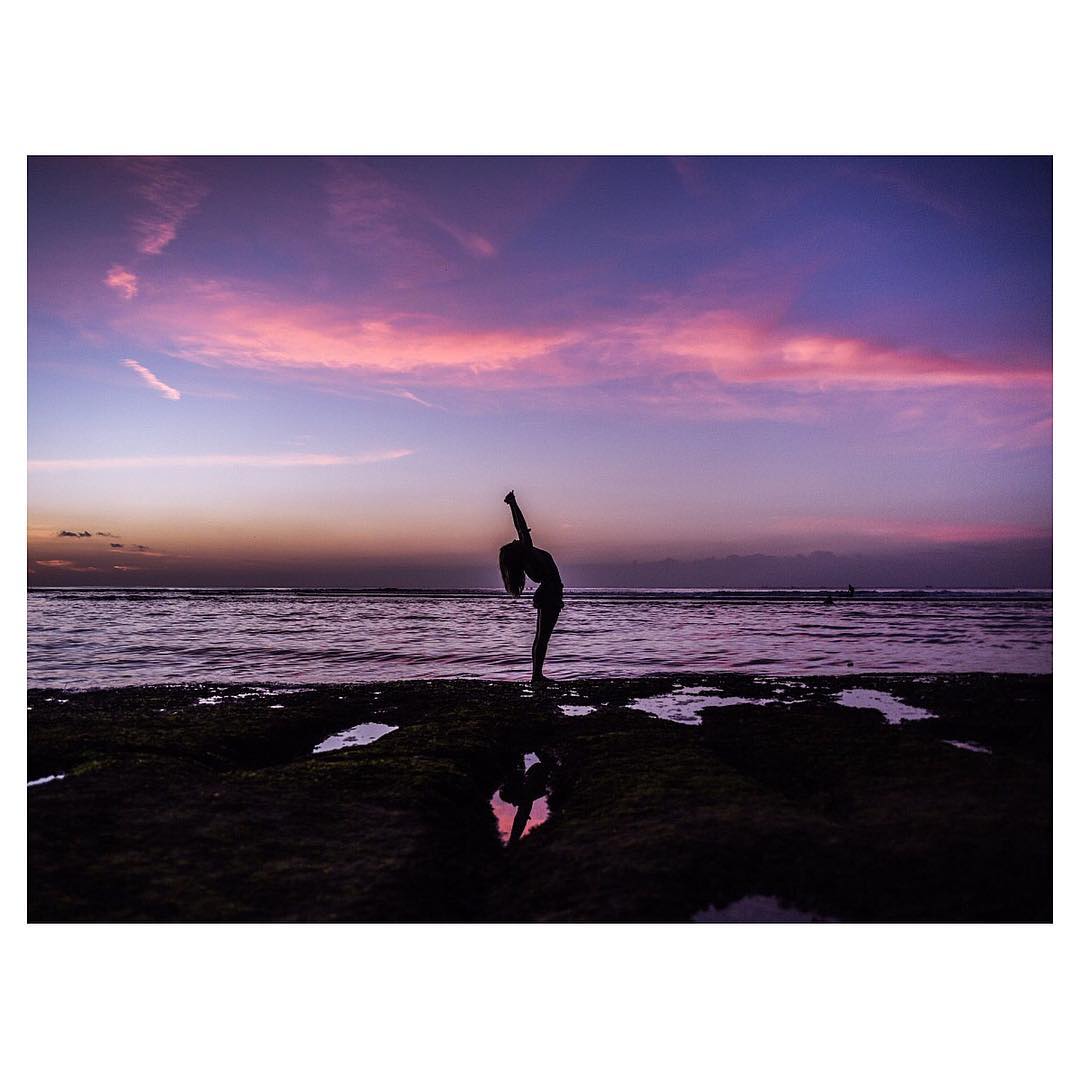 click no Rio, click em Bali.. essa "miúda" me dá muitos clicks no coração 📷: @olivianachle 💛 @olivianachle