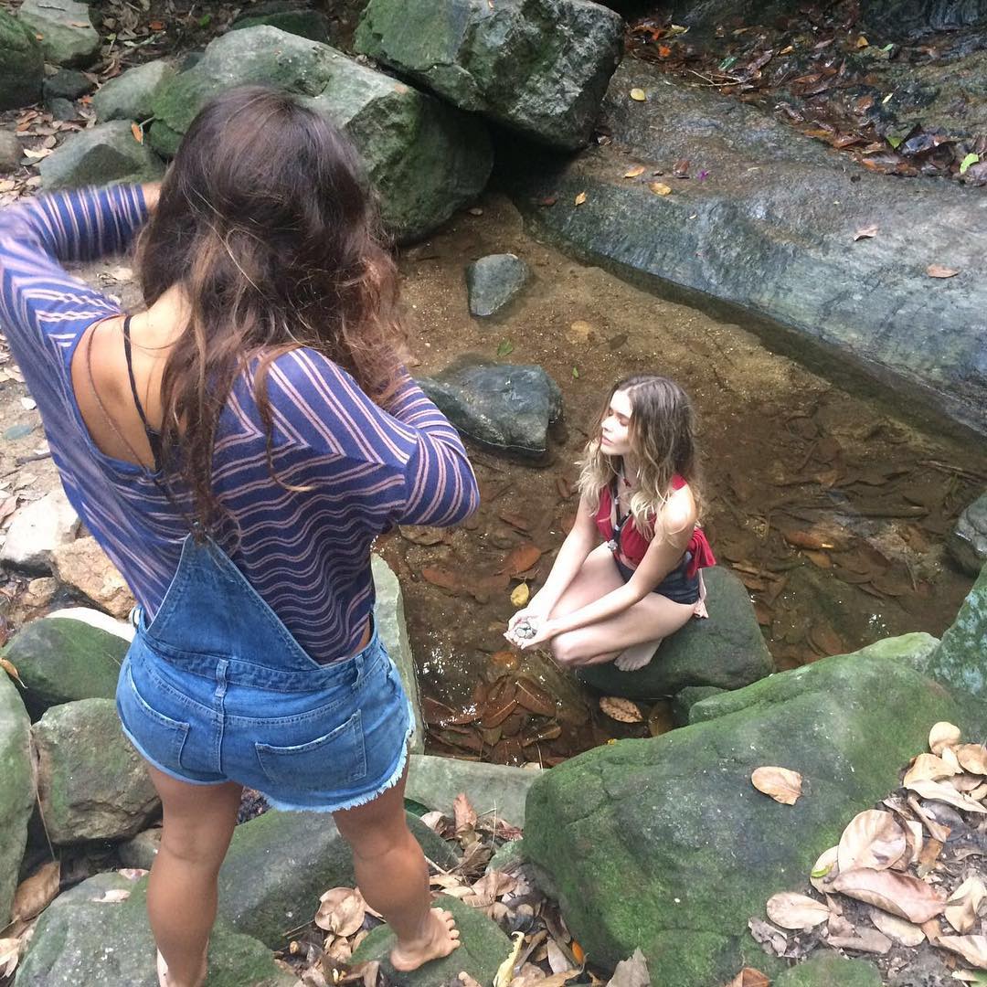 Making of @egregora. 💕 💄 @leoferreiramua 📷 @olivianachle @marcella_bruno @paulagmorais 🍂 @olivianachle