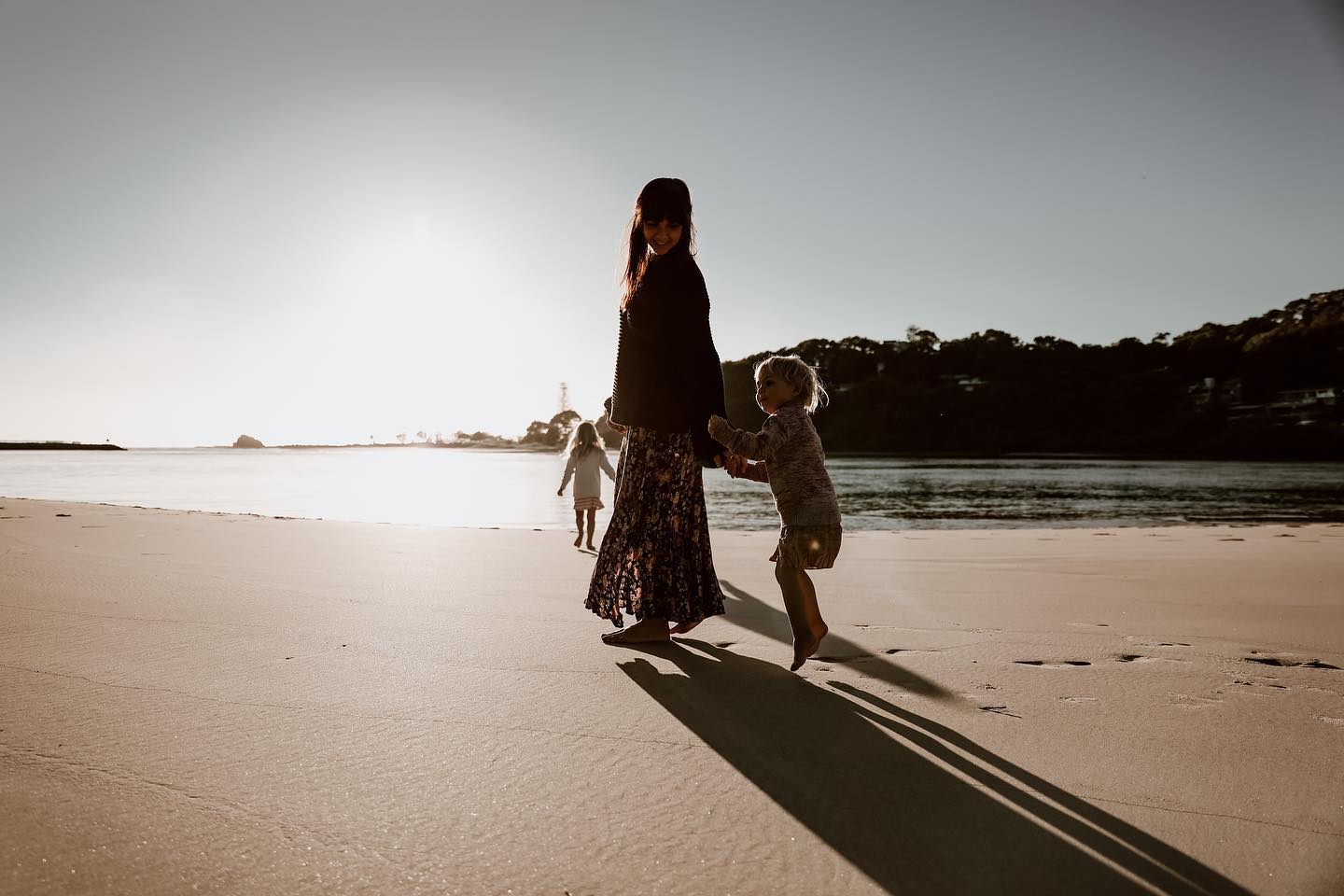 She is co-creating this experience with Mother Earth.
They exist within each other.
Knowing herself to be a part of the greater whole that is nature.
She seeks harmony.
Her relationship with Mother Nature is an ongoing celebration with life. @olivianachle