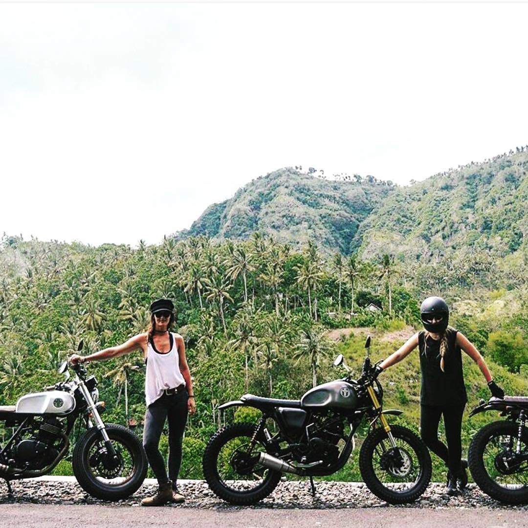 THE GIRLS ARE RIDING !!!
Don’t miss this Saturday the 19th a unique motorcycle ride organized by @thelitas_canggu. 📸 @olivianachle 
It’s going to be so 😎! ENJOY @olivianachle
