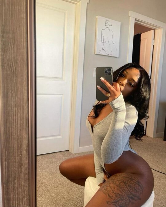 🫣 https://t.co/xhMK4JKQ7B

@Realxtatii