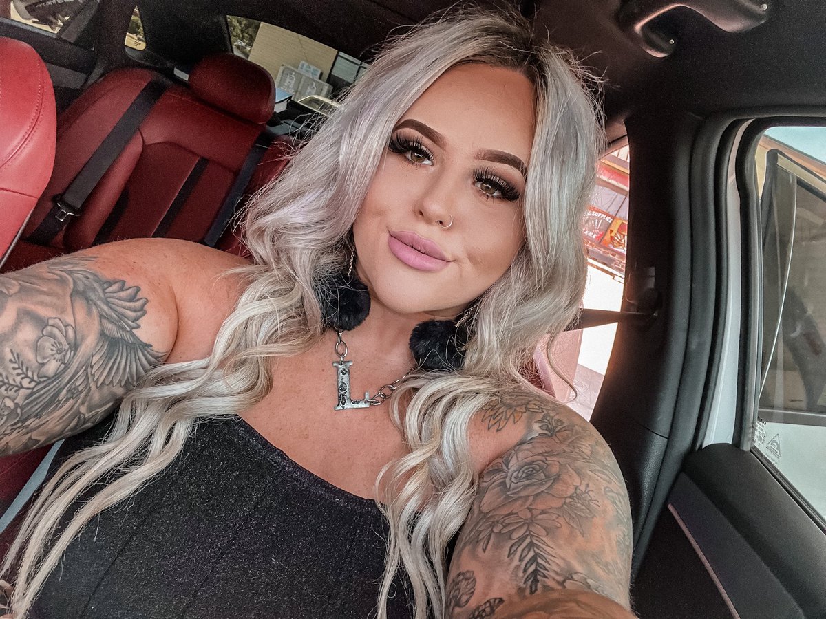 21 21 21 https://t.co/wBYmKGtk7d

@laurenmxckenzie