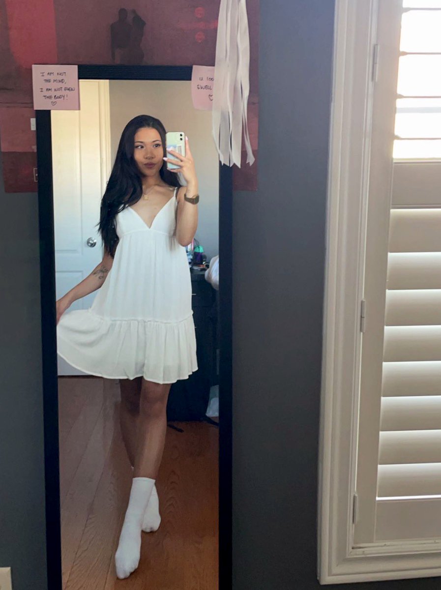 milkmaid attire but instead of cows i would milk almonds https://t.co/l5j2ZU3yQW

@nicdaze