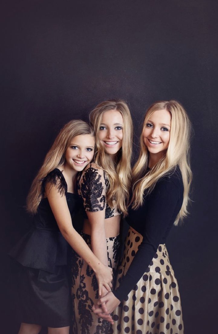 @yourpalmel seriousleigh, accidentleigh , obviousleigh https://t.co/jhRIhdKVnw