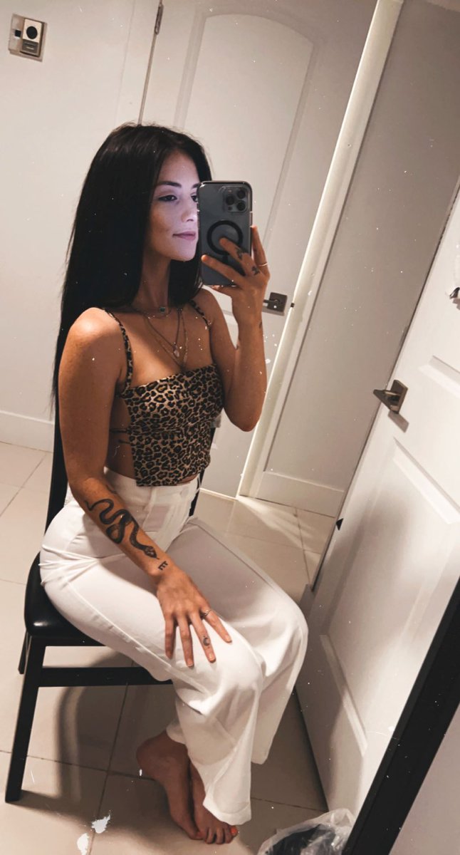 night out in miami https://t.co/9elc5FZ2E8