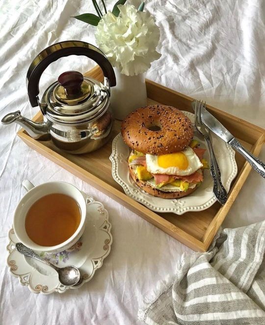 &Pi;&rho;&omega;&iota;&nu;ό &kappa;έ&rho;&alpha;&sigma;&mu;&alpha;. https://t.co/BcABLi7snB

@theodoraaigina