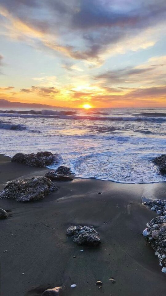 Good Evening Friends ✨ https://t.co/LQYjrUMUNs

@helena_mar19