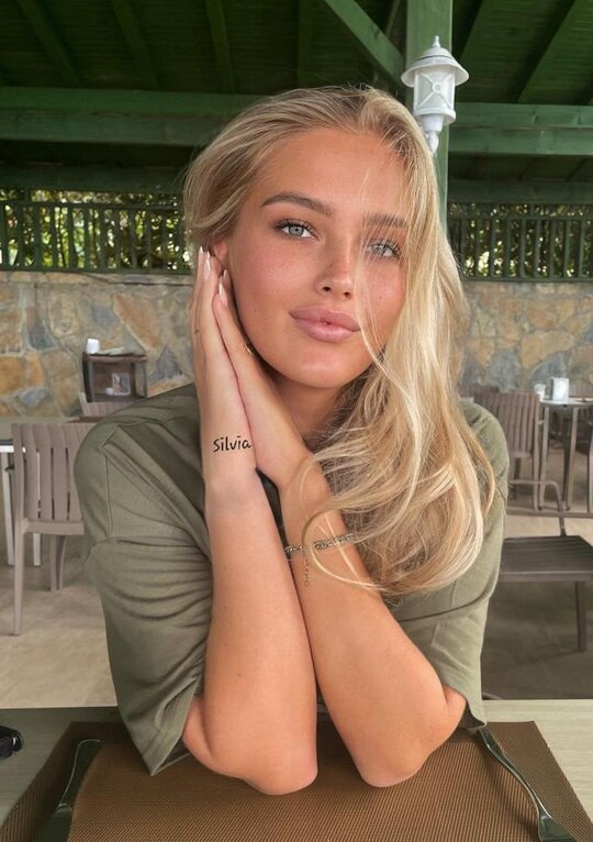 ❤️Have a Lovely New Day ‿.&bull;*&acute;&macr; *🌺❤️ https://t.co/UUr2ly1YcW

@Piccola_Silvia2