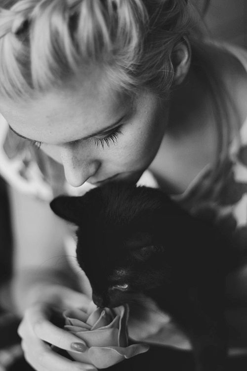 𝐇𝐚𝐧𝐝𝐥𝐞 𝐘𝐨𝐮𝐫 𝐇𝐞𝐚𝐫𝐭 𝐖𝐢𝐭𝐡 𝐂𝐚𝐫𝐞 
𝐀𝐧𝐝 𝐓𝐫𝐞𝐚𝐬𝐮𝐫𝐞 𝐈𝐭 𝐖𝐢𝐭𝐡 𝐋𝐨𝐯𝐞

𝐇𝐚𝐩𝐩𝐲 𝐓𝐡𝐮𝐫𝐬𝐝𝐚𝐲 😻
𝐖𝐢𝐬𝐡 𝐲𝐨𝐮 𝐡𝐚𝐯𝐞 𝐚 𝐠𝐫𝐞𝐚𝐭 𝐝𝐚𝐲 ☕
𝐒𝐭𝐚𝐲 𝐛𝐥𝐞𝐬𝐬𝐞𝐝 𝐚𝐥𝐰𝐚𝐲𝐬, 𝐡𝐞𝐚𝐥𝐭𝐡 𝐚𝐧𝐝 𝐬𝐚𝐟𝐞 🦋 https://t.co/JRBneQSZm0

@susialika5