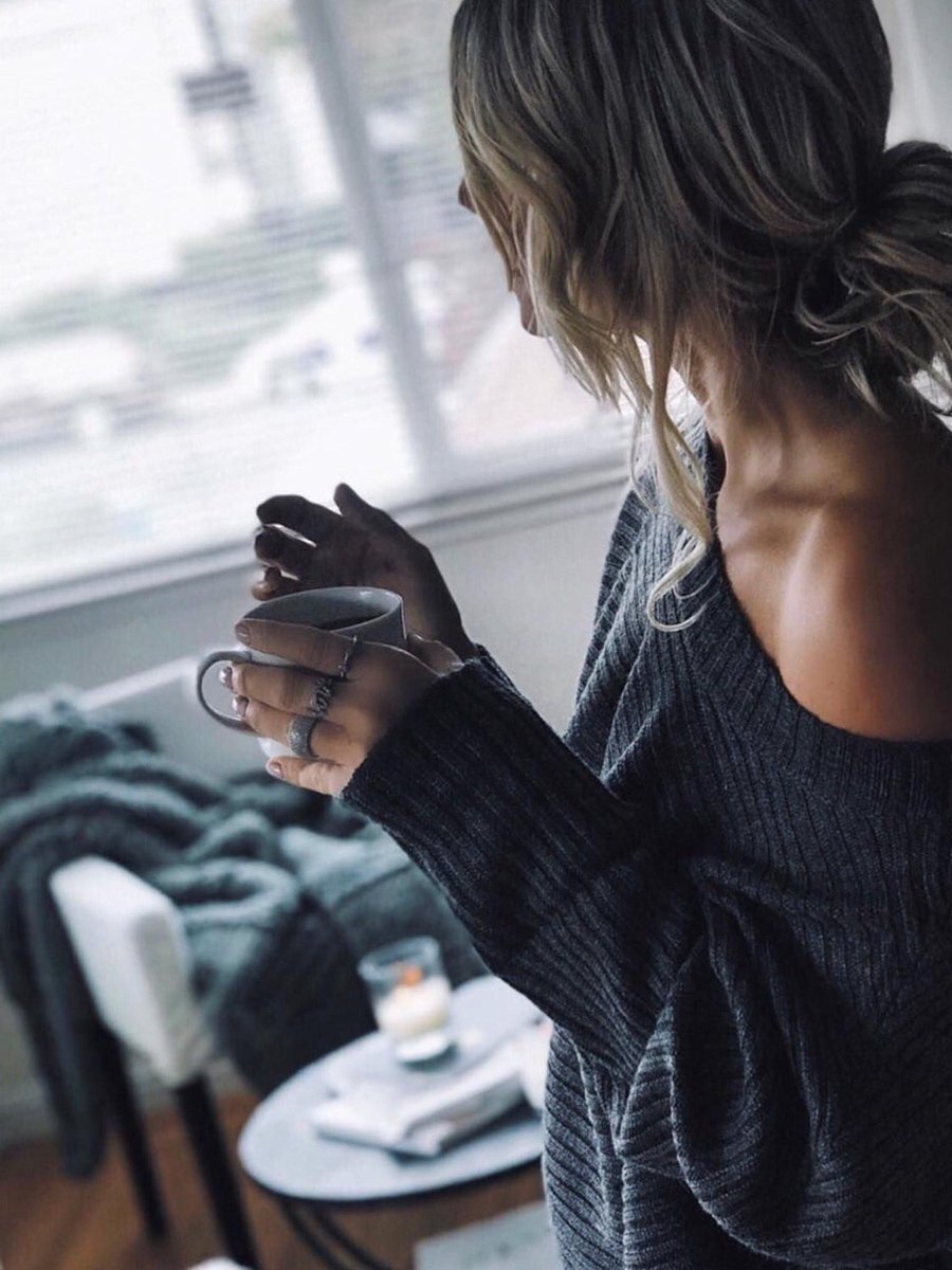 Morning 💞 https://t.co/U7XwMCXsN9

@mariln75