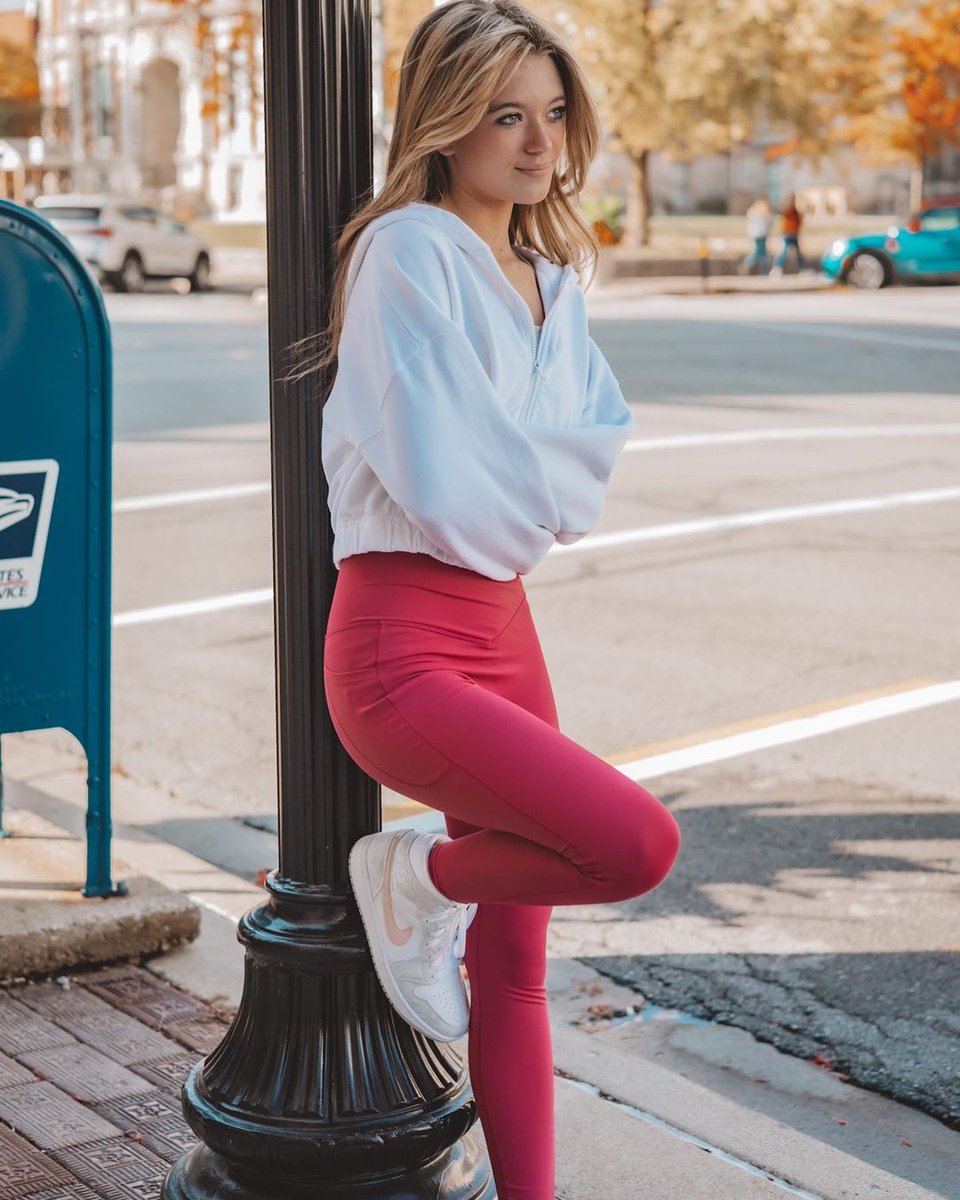 what's up today? 🙂 https://t.co/CBsIsWJp92

@BeautyImages2