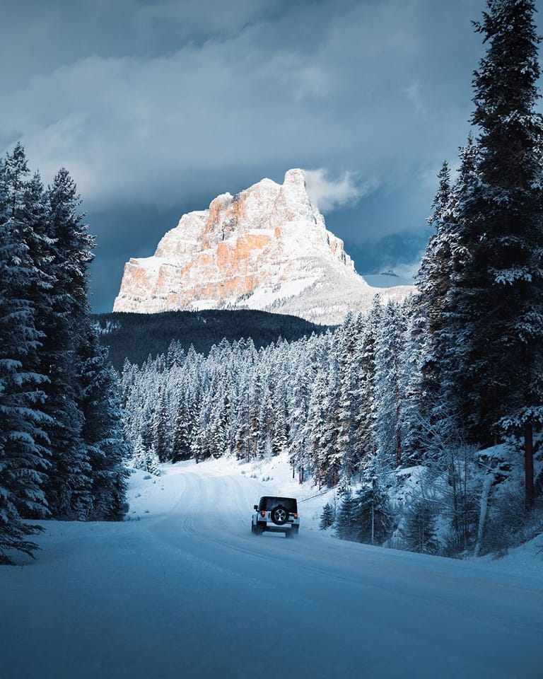 ---   🤍🍁🤎🍁🤍-----

Parque Nacional Banff - Canad&aacute;🇨🇦❄️🤍🗻

_____ https://t.co/G4nNPWS4Jy

@dany_grazia