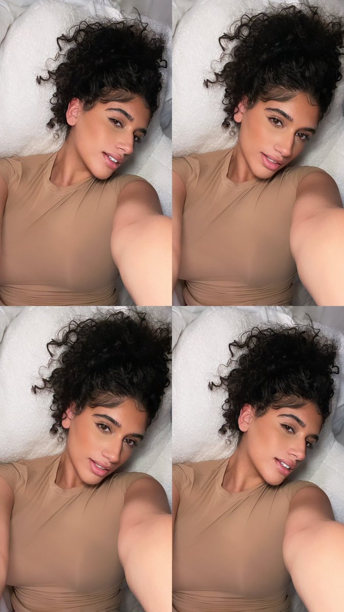 Girl next door 🎀 https://t.co/HKzzug0Fcd

@bia_vicky