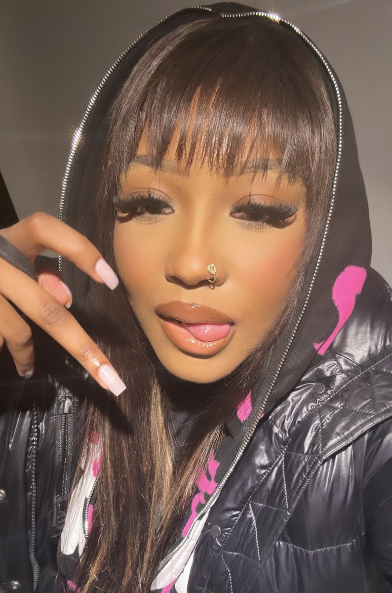 finish the heart 💔 https://t.co/YrApVUA49y

@brandnewangell