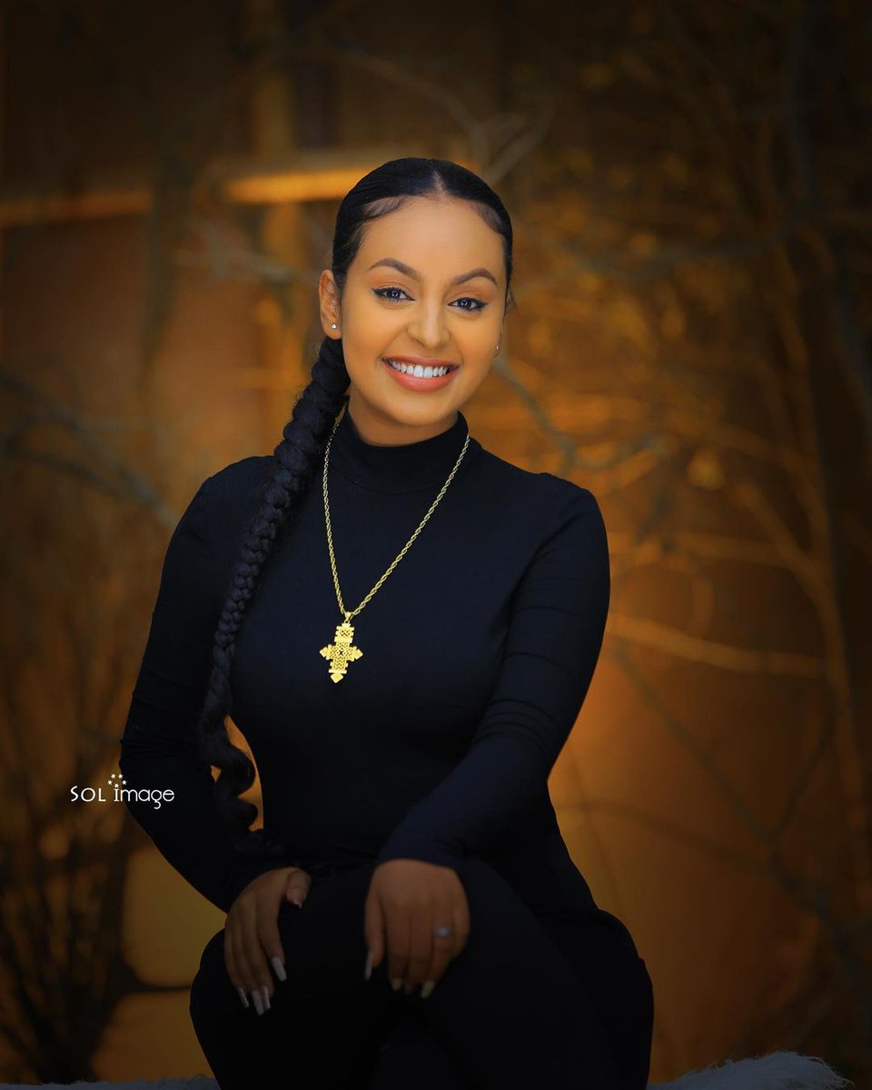 Let's be friends https://t.co/Tv5I21AR6c

@Shalmah__