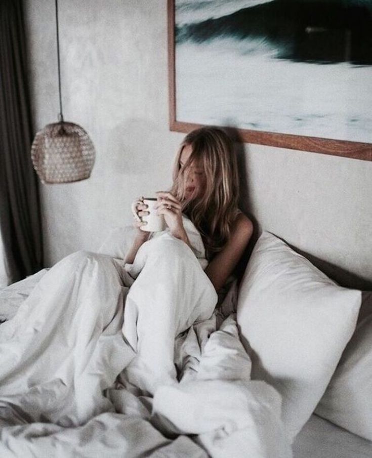 Bonjour ☕️ https://t.co/9zQwM8TITS

@laziza75715398