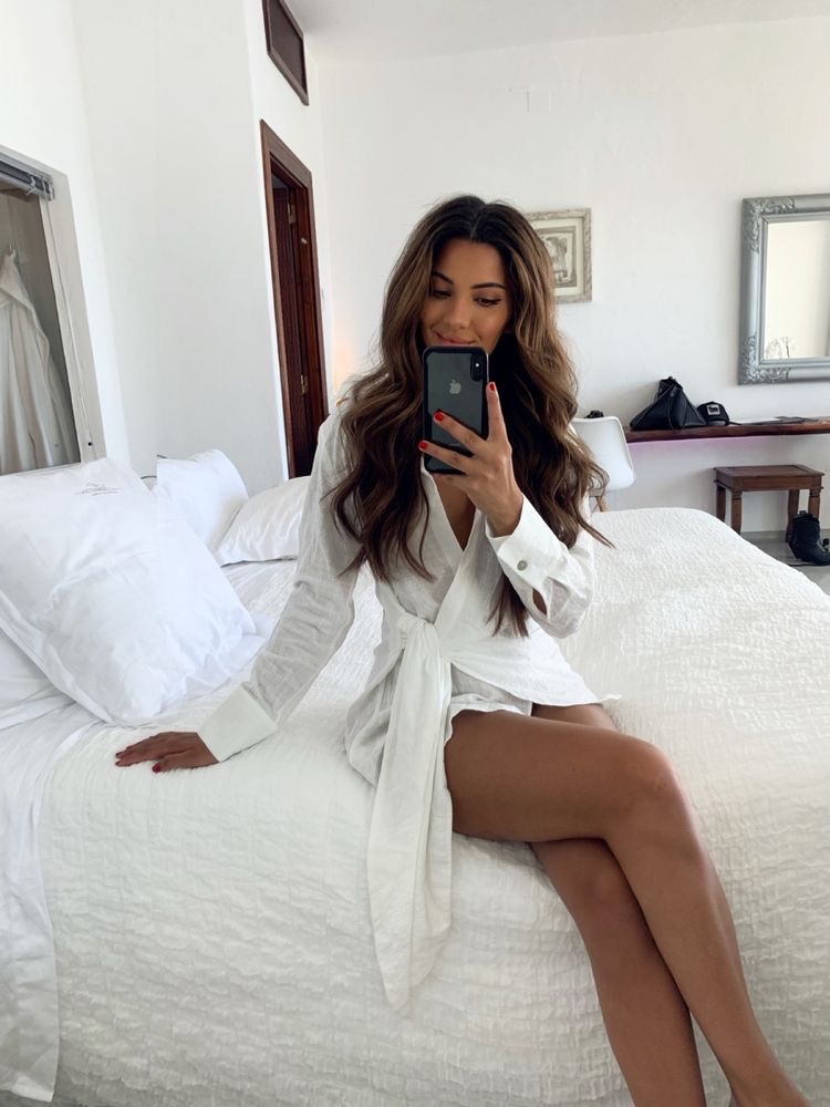 Bonjour les ami(e)s☕️
Bon mardi à tous 
Prenez soin de vous 🙏🏼
Gros bisous 💋💋

Happy Tuesday 
Don’t worry Friday is coming 😂 https://t.co/VclnBMEIa9

@Ouly05404755