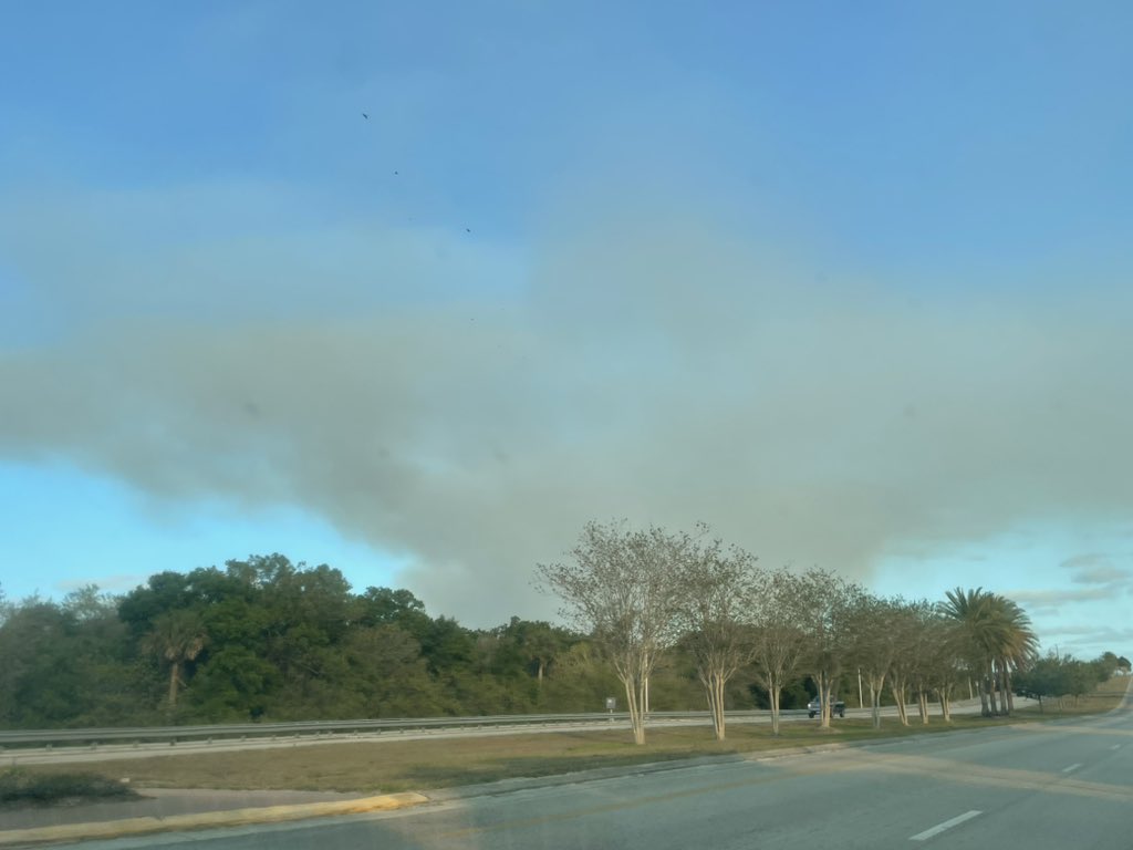 Martin Co. fire https://t.co/ItikJAXGeF

@WPBF_BROOKE