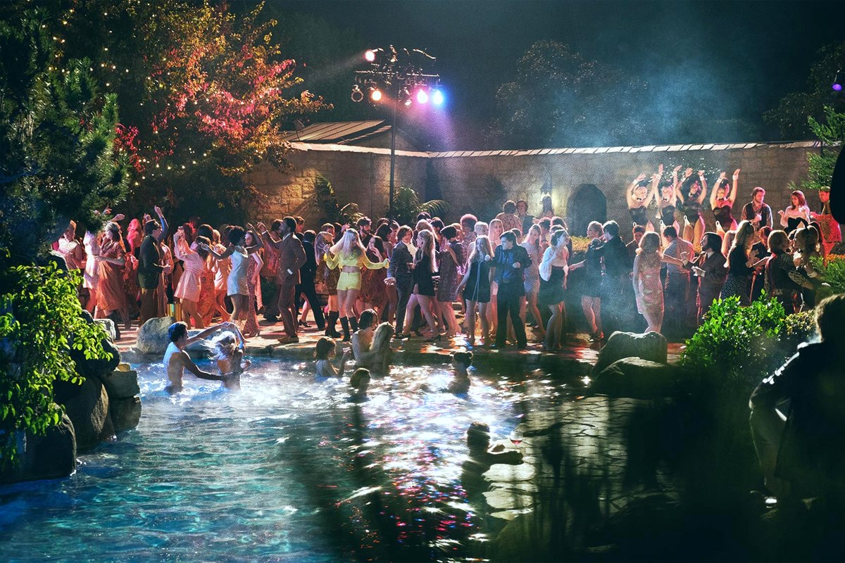 Name that movie! Answer 👉 https://imdb.to/2ZuQzSc https://t.co/kq2aJDQTtn