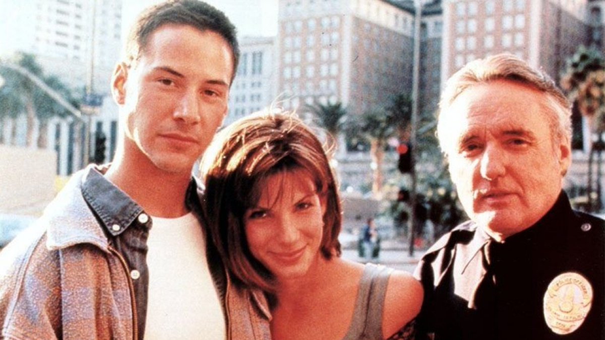 "Pop quiz, hotshot." #TBT with Keanu Reeves, Sandra Bullock and Dennis Hopper in Speed (1994) https://t.co/yQuWcOcBnR