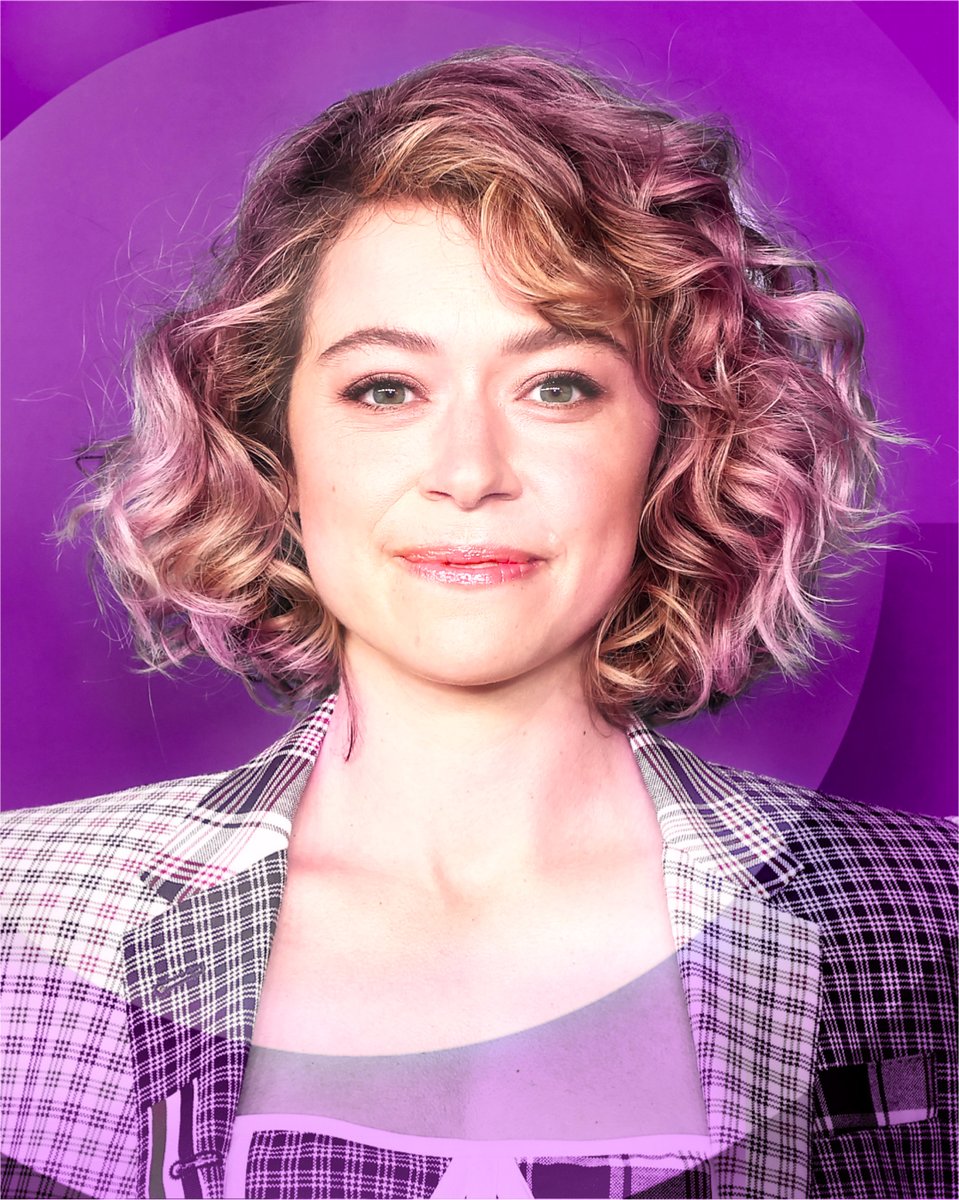 #9 Breakout Star of 2022: #TatianaMaslany ๐ Even with an Emmy on her shelf, Tatiana Maslany qualifies as a true breakout this year with #SheHulk: Attorney at Law, where she flexed comedic chops and green muscles in equal measure. http://imdb.to/tatiana #BestOf2022 https://t.co/g3YH2KSM7R