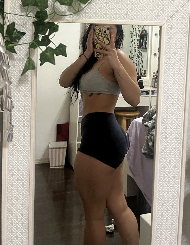 🌙 👼🏽 https://t.co/56frQSz5i2

@kaarlaxo