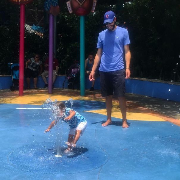 Perfect Timing And Classic Dad Reaction   #perfectlyTimedPhotos