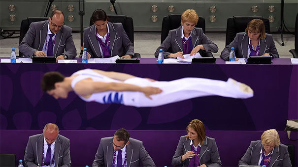Two Rows Of Judges Ignore A Gymnast   #perfectlyTimedPhotos