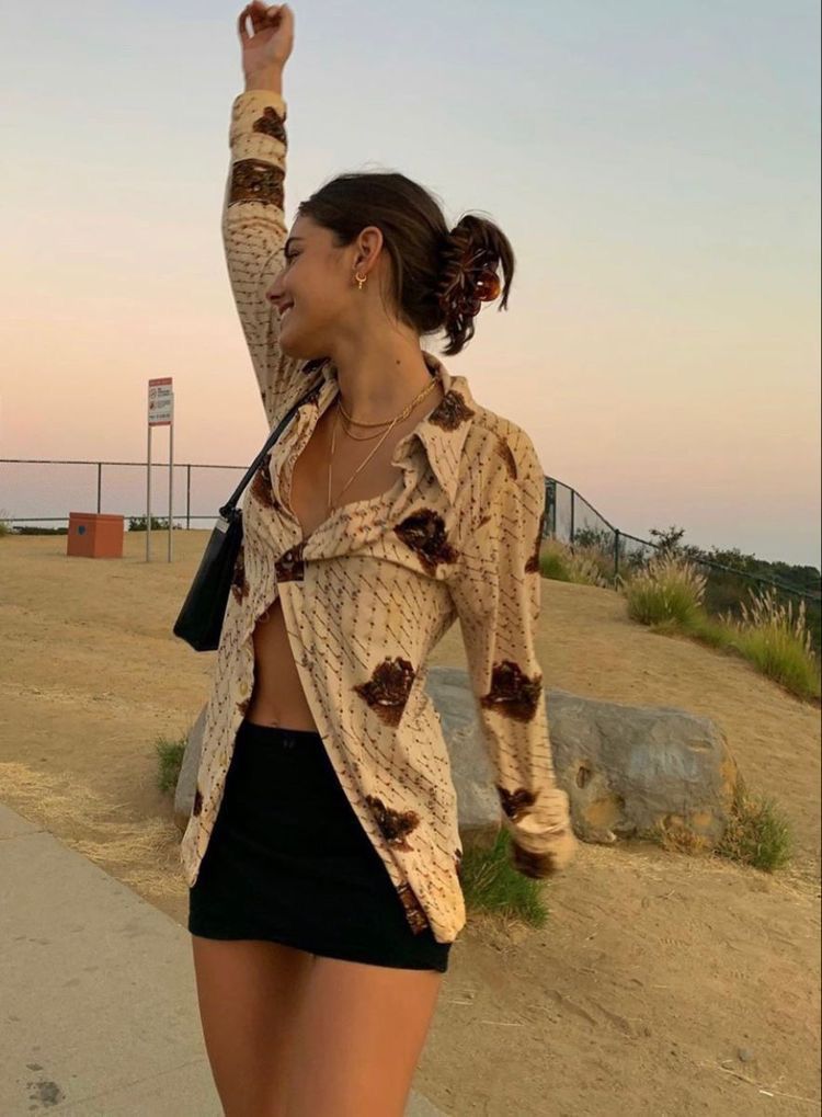 Hey y'all, here's a book about fashion !! the outfits in there are my taste and style so plz don't hate !!some of them are related to kpop ッ Chapters r just pi...  !!  https://www.wattpad.com/story/215169910?utm_source=android&utm_medium=pinterest&utm_content=share_inline_media&wp_page=media_slideshow_button&wp_uname=ntombizodwa14&wp_originator=L3Wa6hTPRlM8Uh6PsVBOtUxppfI6+KnpLNZZNKFW2d5fUpC1or9hj0Z6HgfUxt7wVravuHNsHt8hJOZCrkuUaRESggSS1pC2JOw/Ee+mtCawai7j+/n/HYnx/wFdgqOi  https://www.pinterest.ca/pin/640074165799568113/