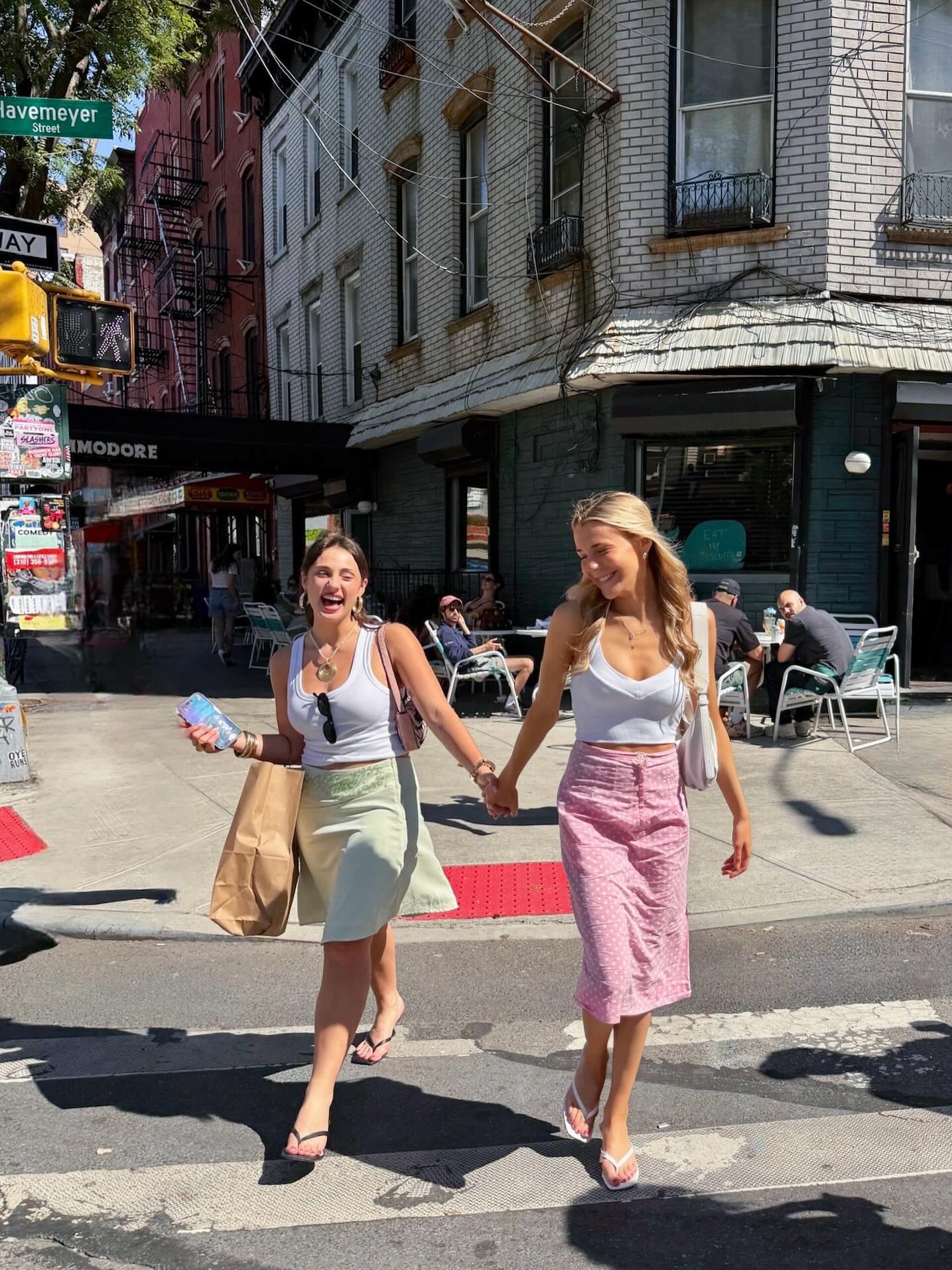 My happy new home☺️

!New York City!<br> @meganroche1