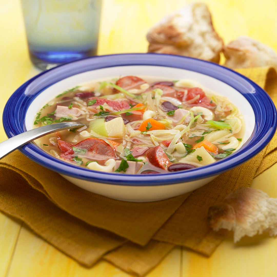 This hearty country vegetable soup, known as Sopa de Pedra, comes from the Ribatejo Province of Portugal and is sure to keep you warm during these winter months!
.
.
Recipe: Sopa de Pedra.foodlandontario