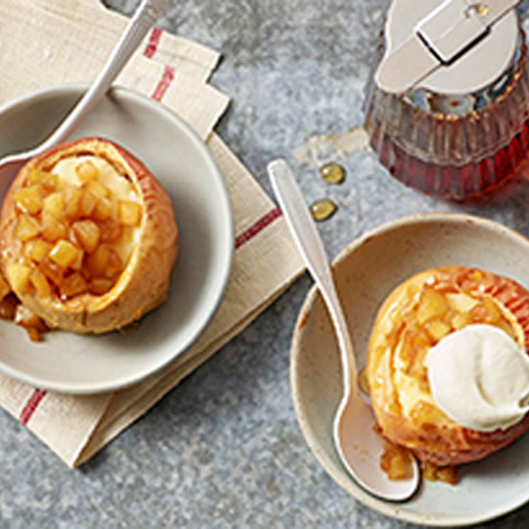 Baked apples are a favourite, made even more special with cheesecake inside and maple apples on top. 

Recipe: Cheesecake Maple Applesfoodlandontario