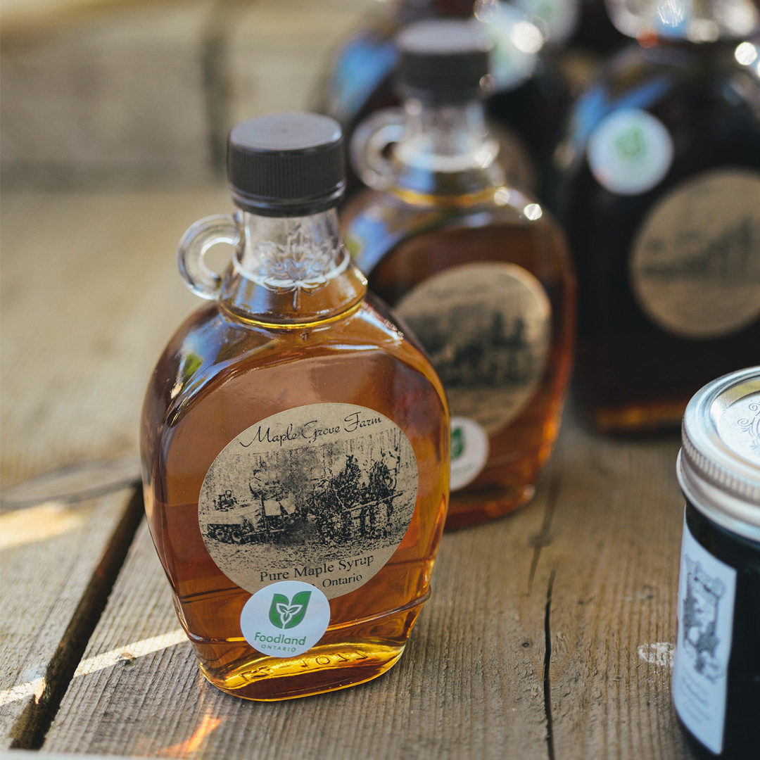 Ontario maple syrup can be incorporated into breakfast, lunch or dinner recipes. How do you fit it into your meals?
@ontariomaplesyrupfoodlandontario