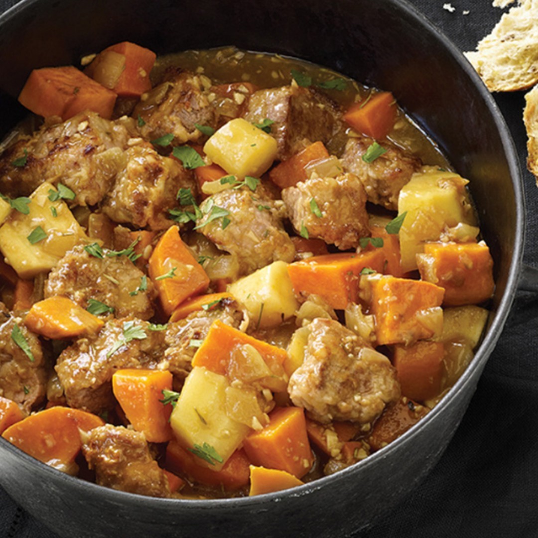 Ontario Sweet Potatoes and Parsnips add a touch of sweetness to this easy one-pot wonder.
This hearty Ontario Pork stew is sure to chase away the winter chill! ❄️
Click the link in our bio for the recipe!
#loveONTfood
@ontarioporkfoodlandontario