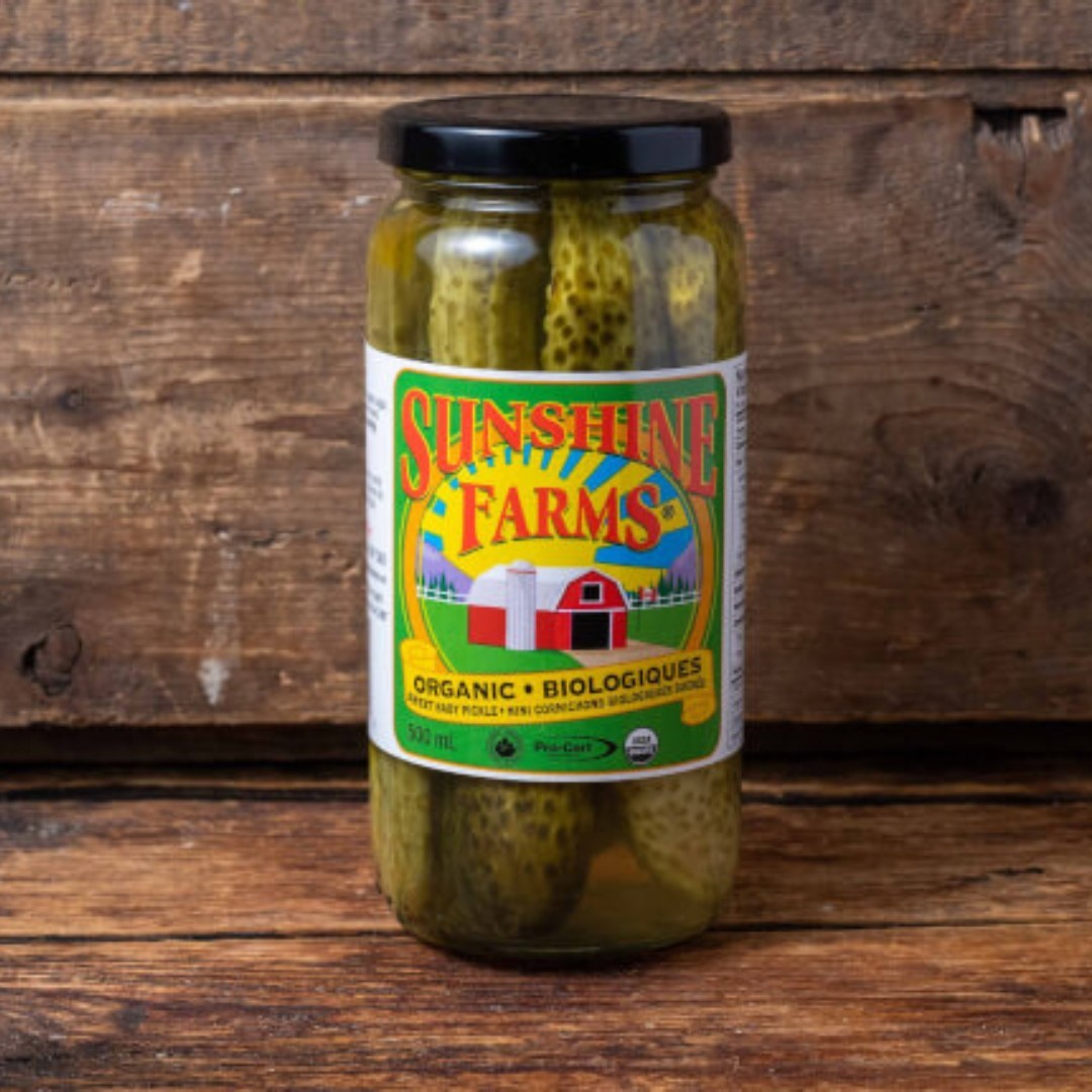 Sunshine Farms began its journey in 1982 by pickling asparagus, and their business has sprouted nicely from there!
Through a collective effort from the family and culinary creativity, they now offer 26 pickle varieties, with half of those options as certified organic. Sunshine Farms has a passion for using fresh ingredients straight from their fields.
Look for them in select grocery stores or click the link in our bio to learn more.
#loveONTfood
#LookforFoodlandOntario
📷 Credits: Sunshine Farms
@sunshine_farms_foodlandontario