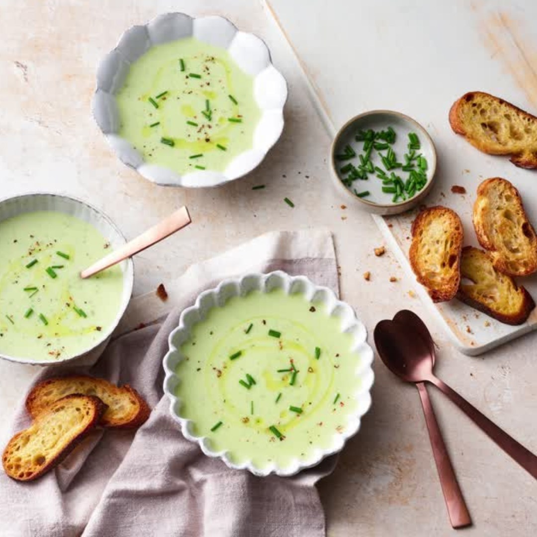 Cool, creamy, and locally delicious! This refreshing Vichyssoise highlights Ontario Cucumbers for a smooth, chilled bite with a fresh, Ontario twist.

Click the link in our bio for the recipe!
@ongreenhousevegfoodlandontario