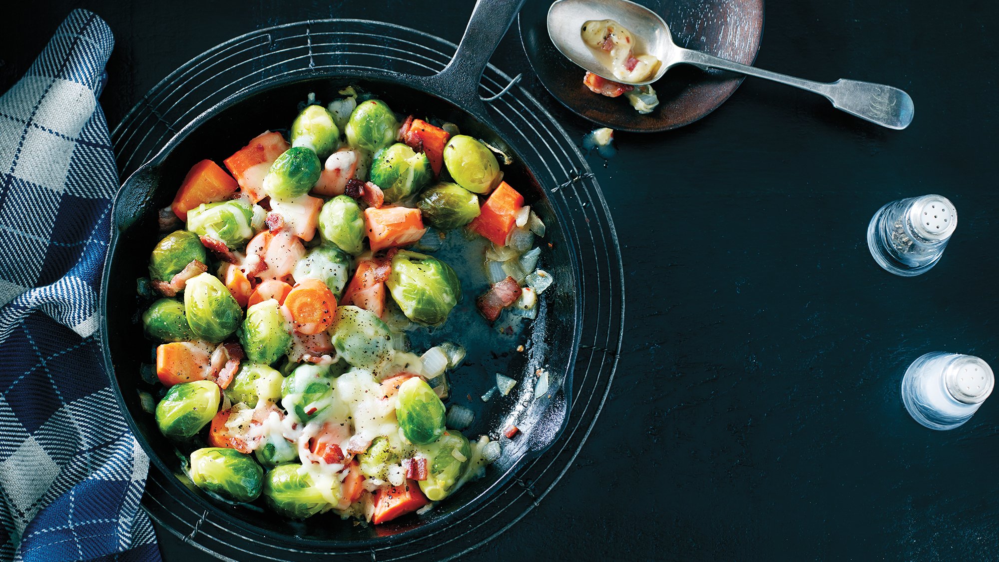 Here's a new side dish you can try. Let us know your tips and tricks for making the best Ontario Brussels Sprouts.
#loveONTfood #eatlocal #brusselssprouts
https://t.co/NuwR5xfKU8 https://t.co/5FWCoG3Tdj


https://www.ontario.ca/foodland/recipes/savoury-harvest-brussels-sprouts