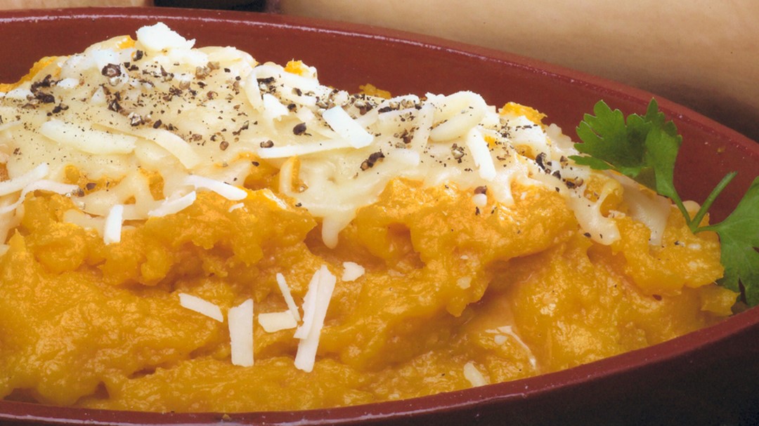 Ontario Squash and Onion combine in this Cheese Topped Squash Casserole to create a savoury side-dish, perfect for your dinner and hosting needs!
https://t.co/xEGq0aJdkK https://t.co/kbNBabJdc7


https://bit.ly/3ZDnEWy